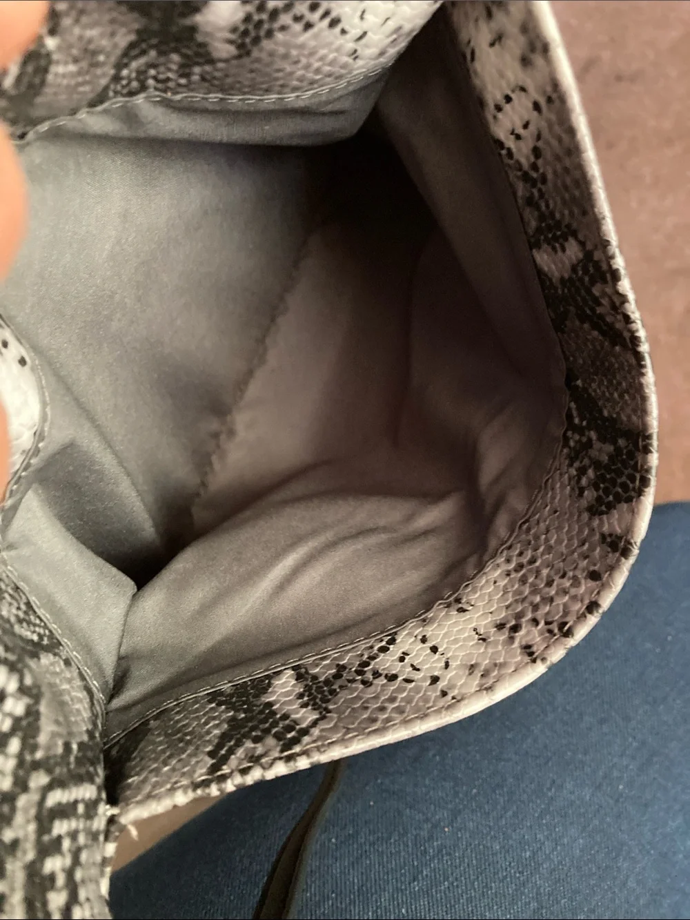 Simply Vera Vera Wang Gray Snake-Print Crossbody Bag